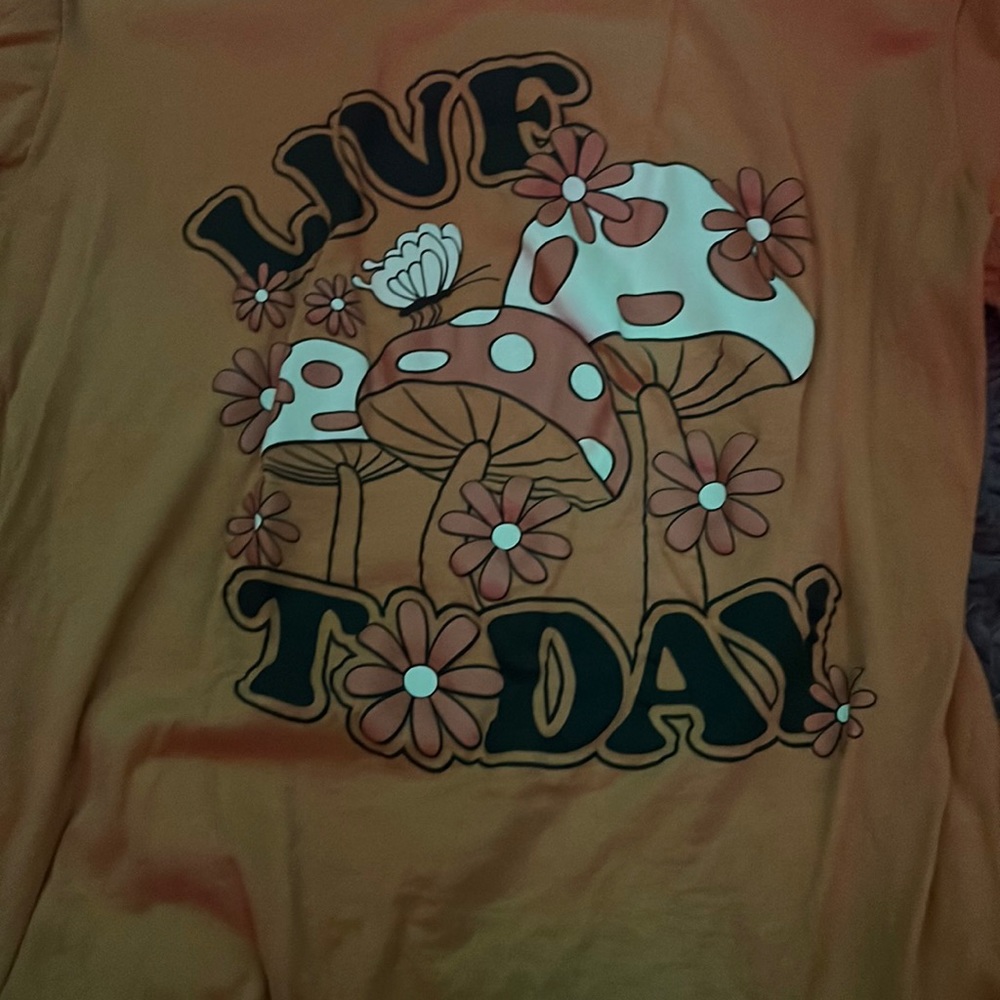 Hippie T-shirt
